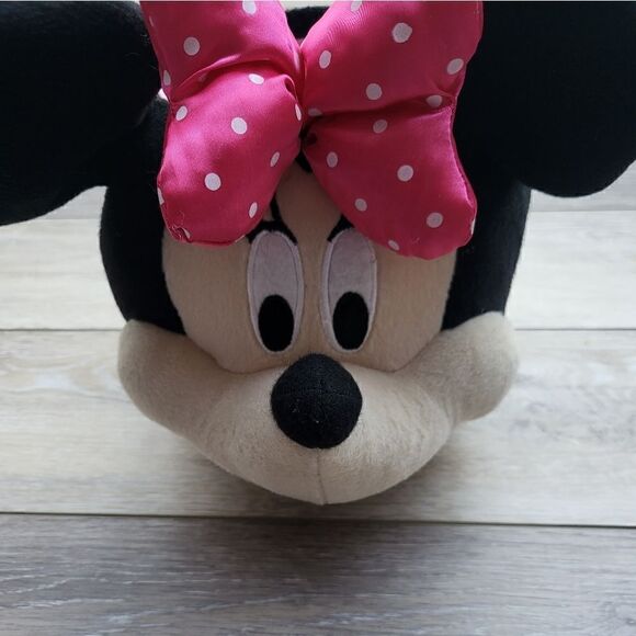 adorable Minnie Mouse head plush baskets with handles! This set includes 2 baske - Picture 10 of 16